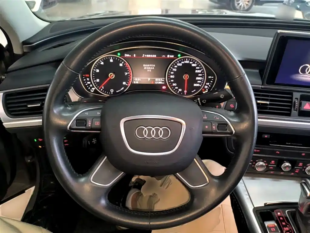 Audi A6L 2015 — фото 11