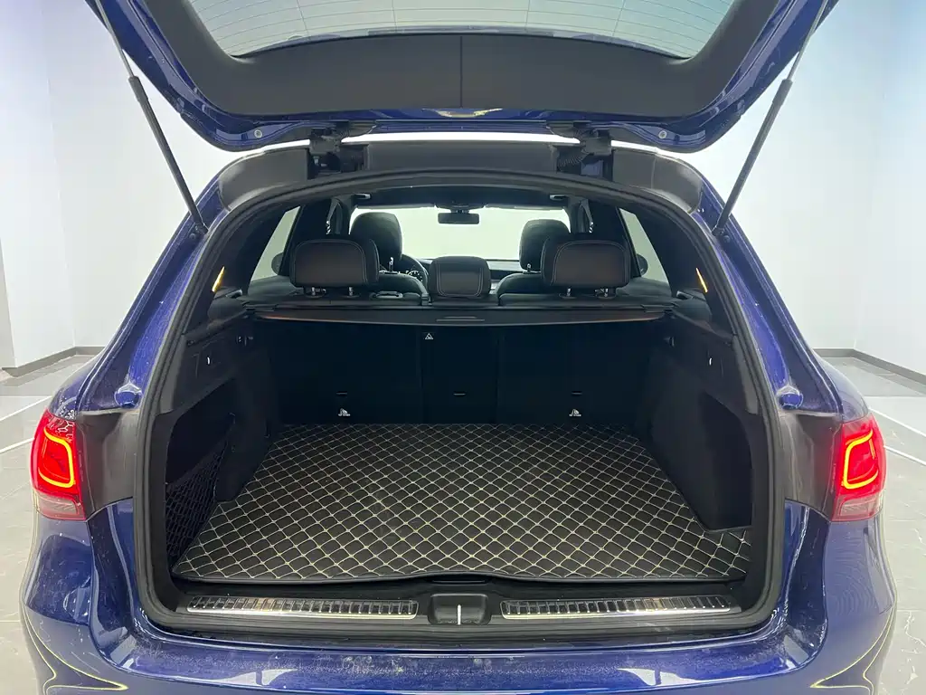 Mercedes-Benz GLC 2020 — фото 25