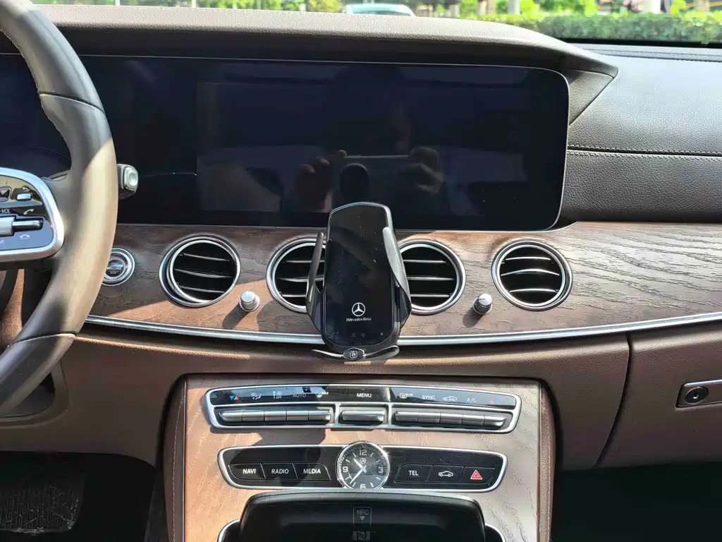 Mercedes-Benz E-Class 2020