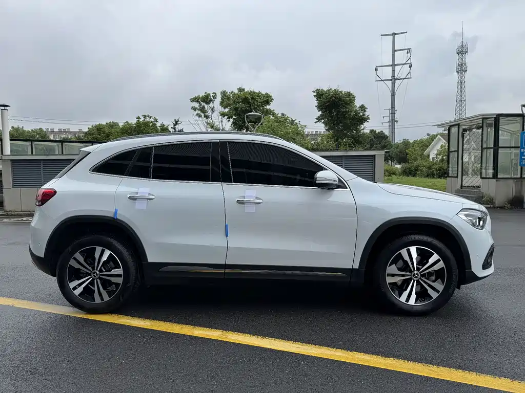 Mercedes-Benz GLA 2021 — фото 6