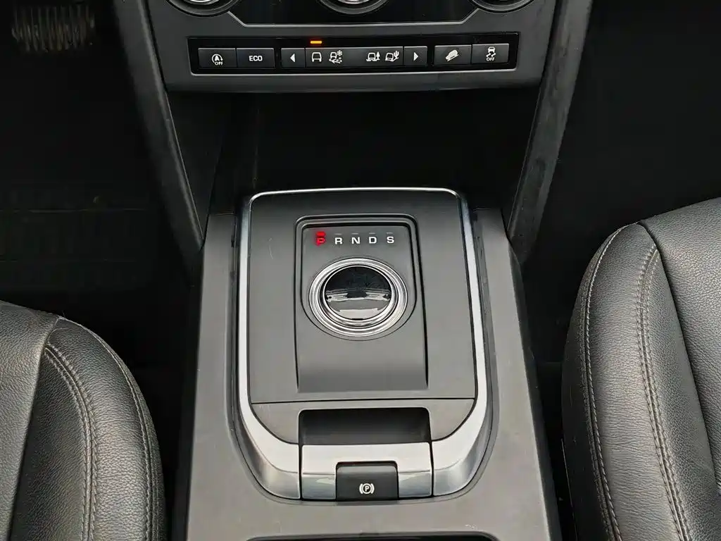 Land Rover Discovery Sport 2020 — фото 13