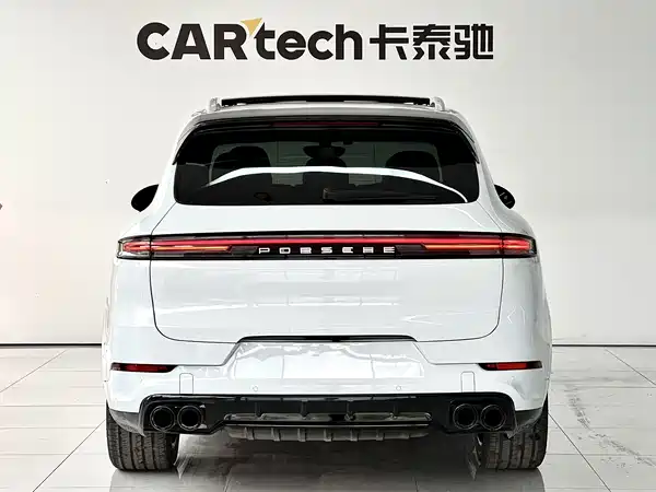 Porsche Cayenne 2011