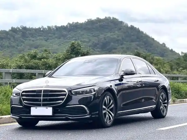 Mercedes-Benz S-Class 2021