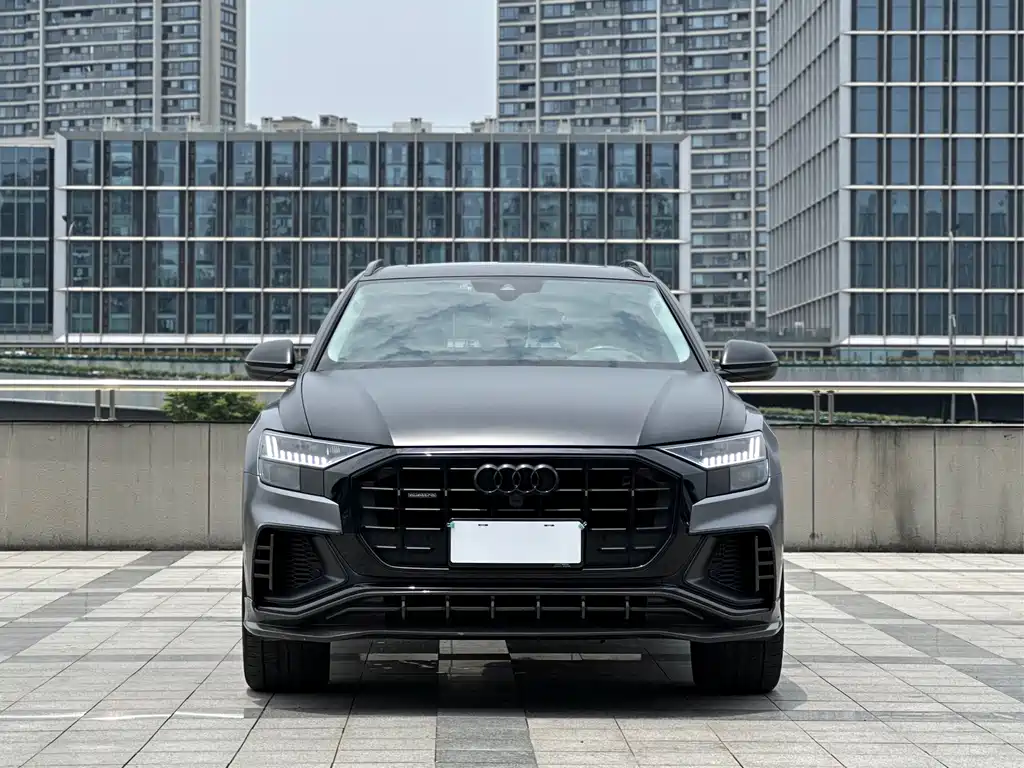 Audi Q8 2021 — фото 2