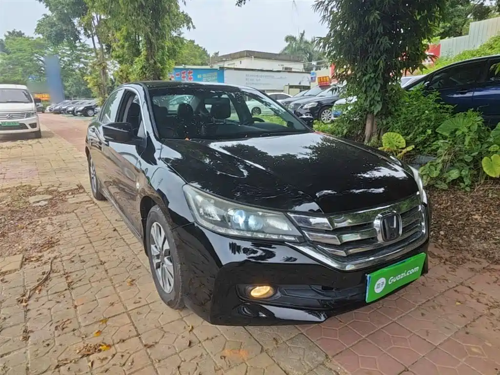 Honda Accord 2015 — фото 4