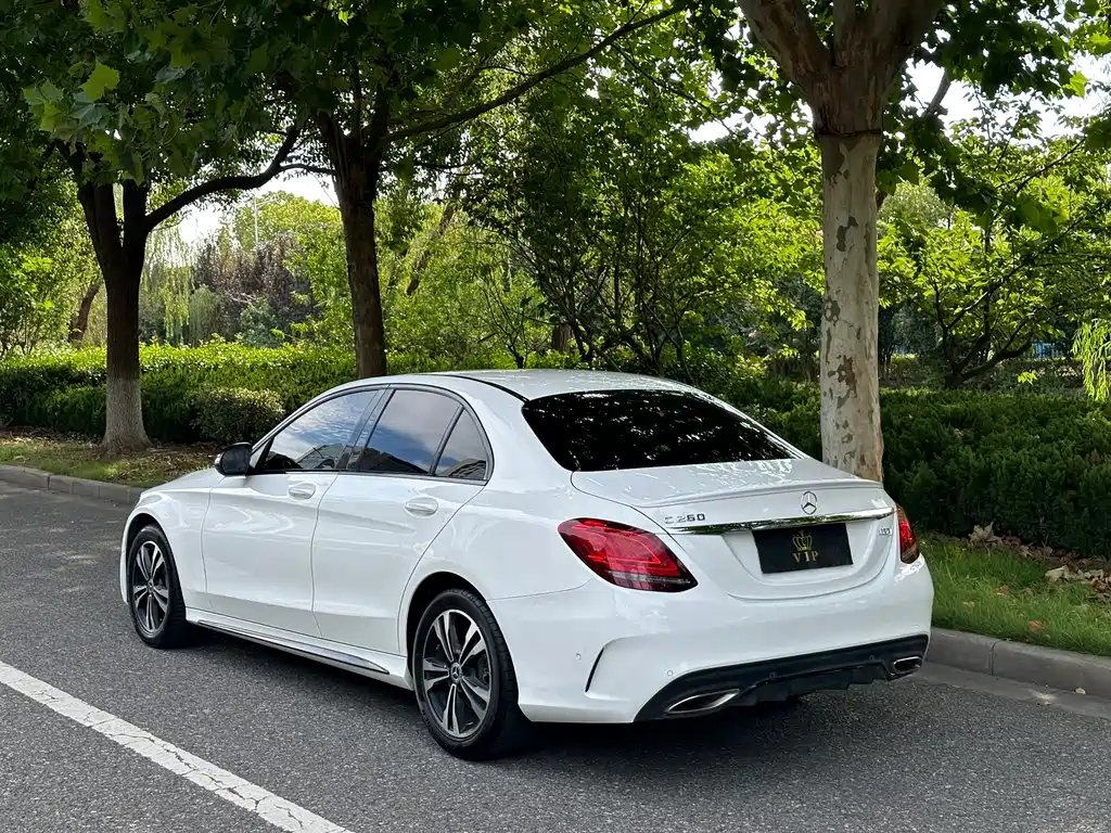 Mercedes-Benz C-Class 2019 — фото 16