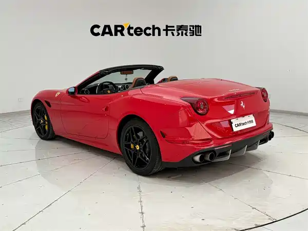 Ferrari California T 2015