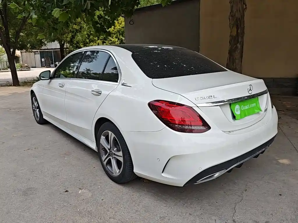 Mercedes-Benz C-Class 2021
