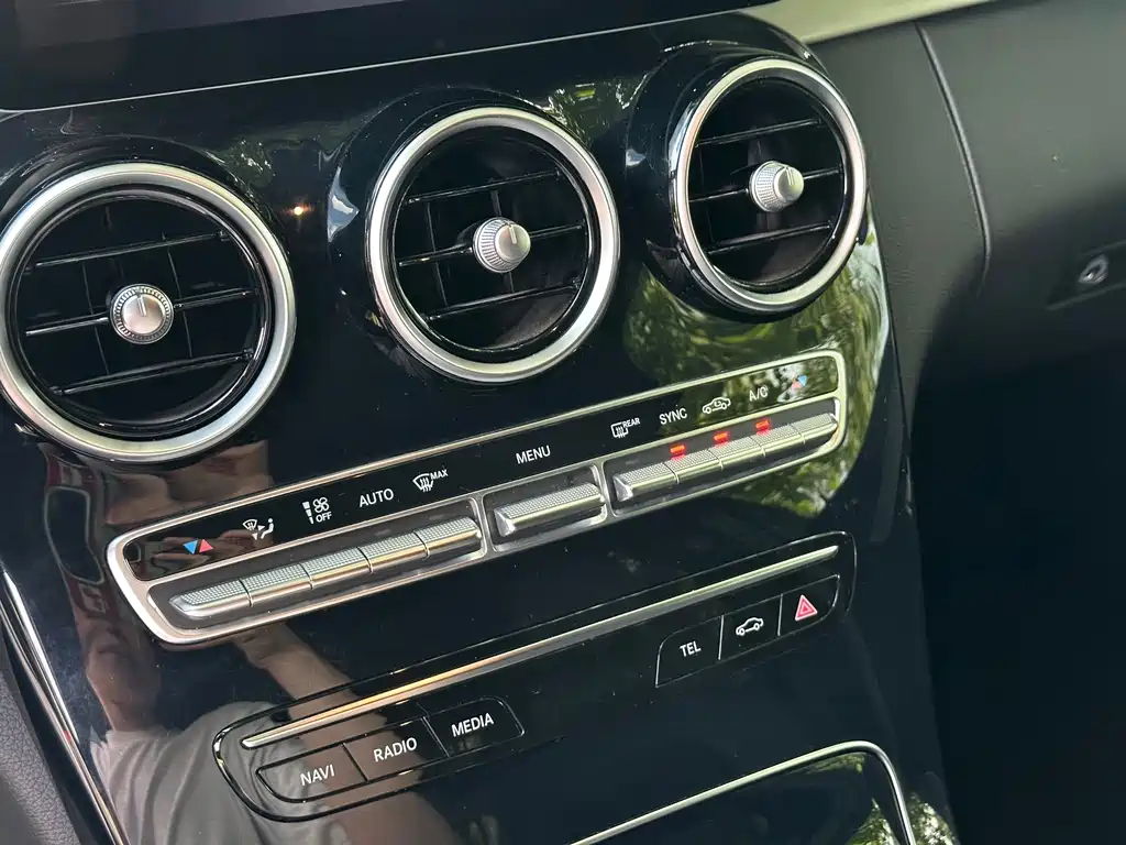 Mercedes-Benz C-Class 2019 — фото 12