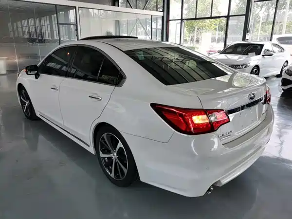 Subaru Legacy 2018