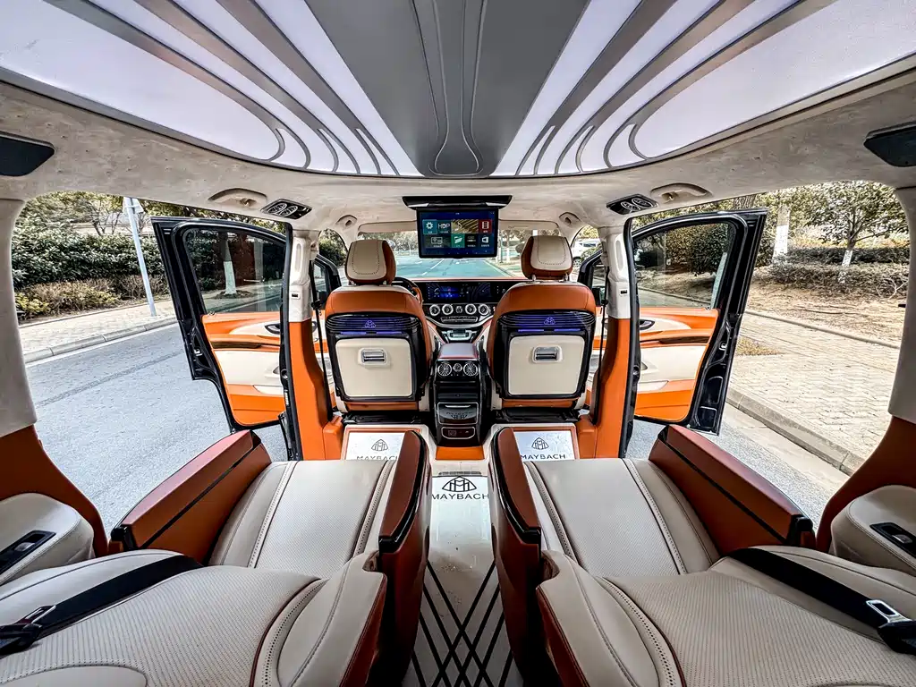 Mercedes-Benz Vito 2023 — фото 13