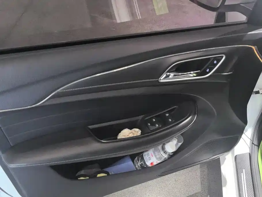 Roewe i5 2020