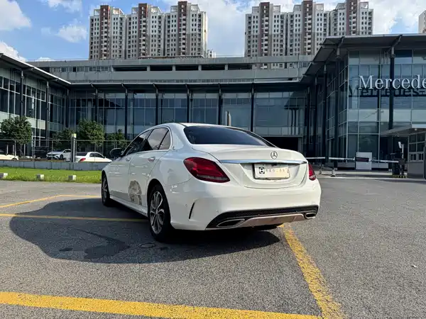 Mercedes-Benz C-Class 2015