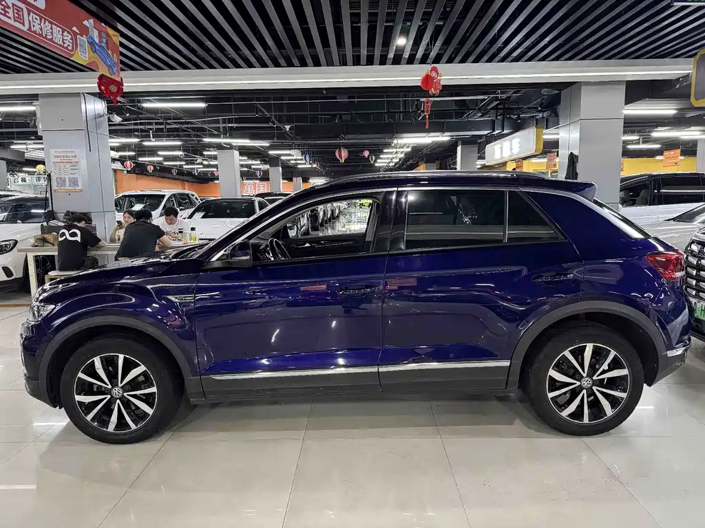 Volkswagen T-Roc 2019 — фото 3