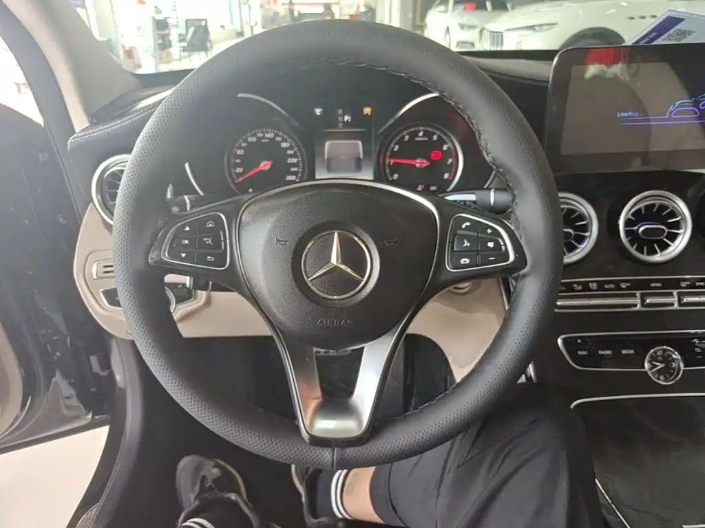 Mercedes-Benz C-Class 2015 — фото 11