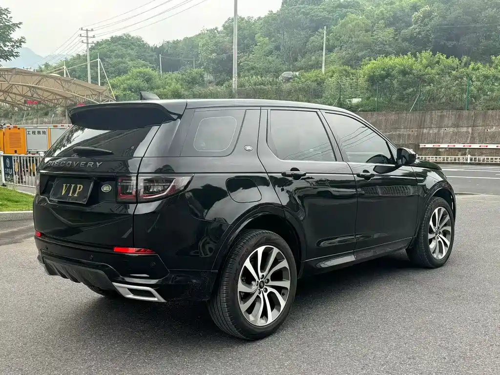 Land Rover Discovery Sport 2022 — фото 7