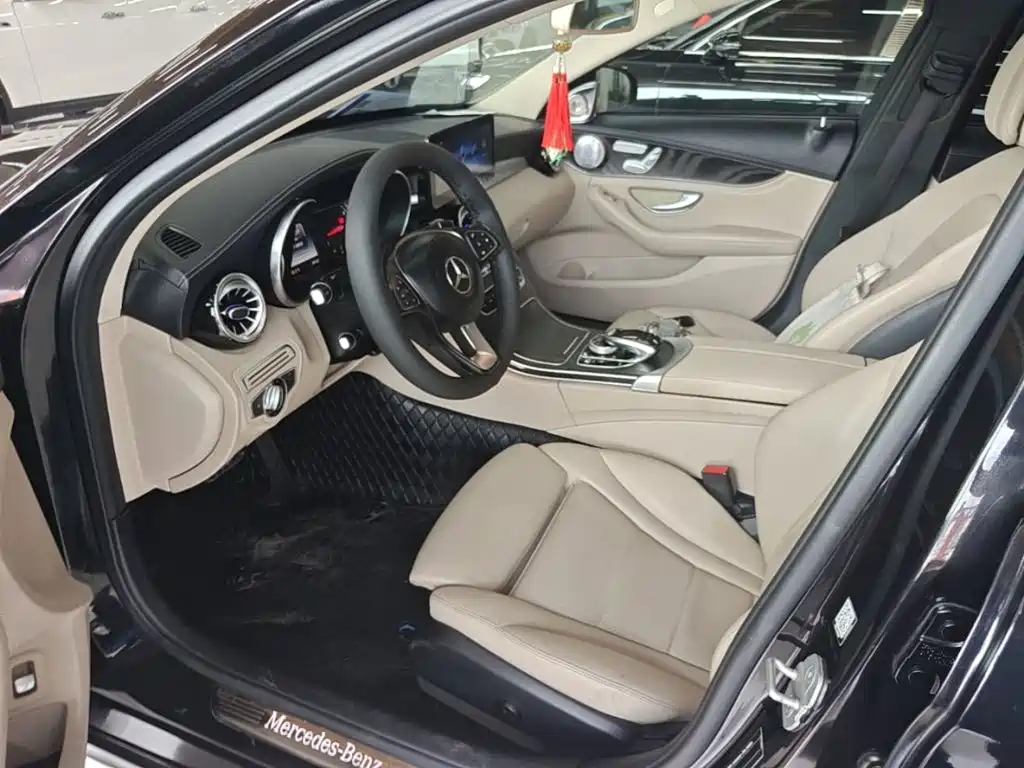Mercedes-Benz C-Class 2015 — фото 15