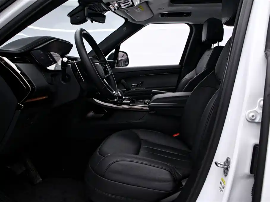 Land Rover Range Rover Sport 2024 — фото 12
