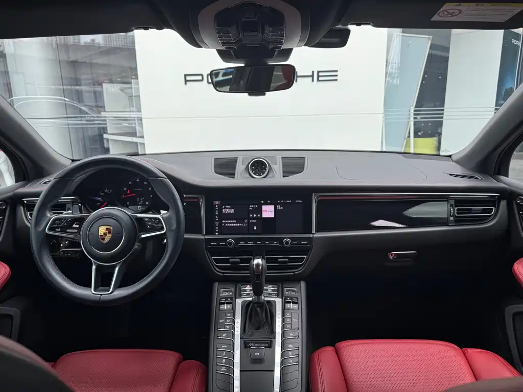 Porsche Macan 2021 — фото 19