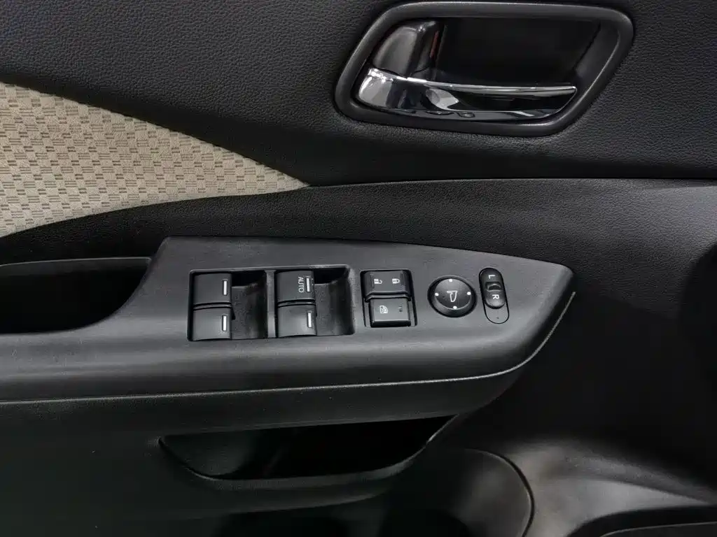 Honda CR-V 2016 — фото 9