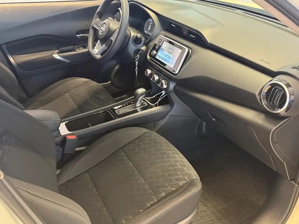 Nissan Kicks 2025