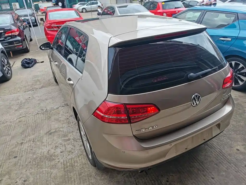 Volkswagen Golf 2014