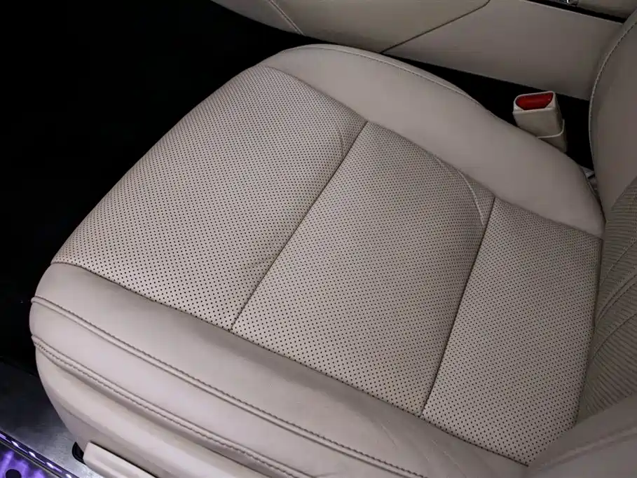 Toyota Vellfire 2022 — фото 13