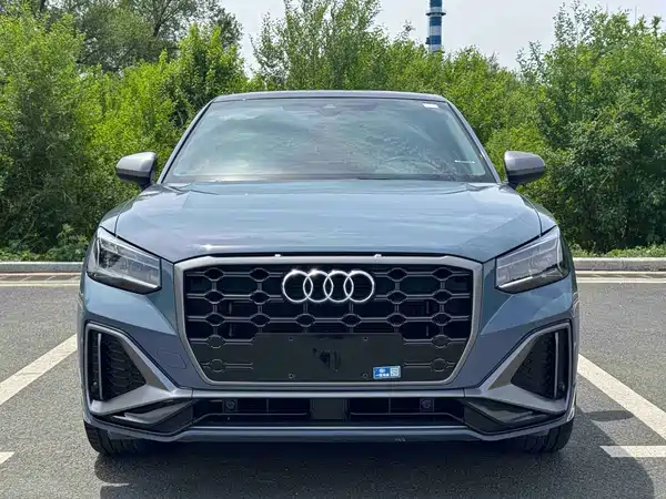 Audi Q2L 2021