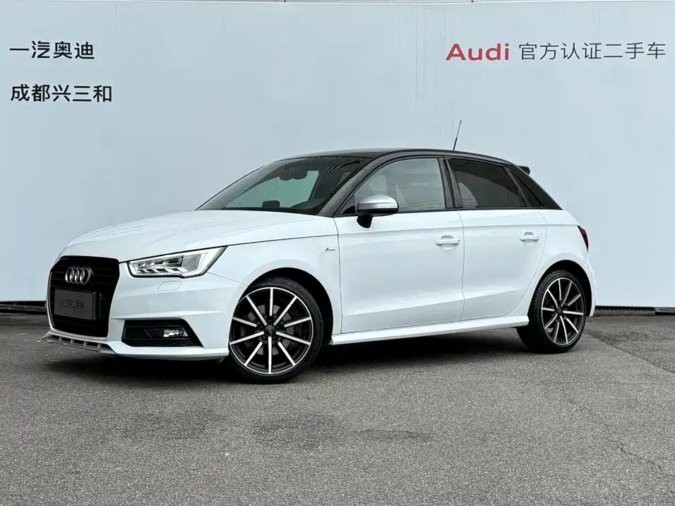 Audi A1 2018 — фото 1