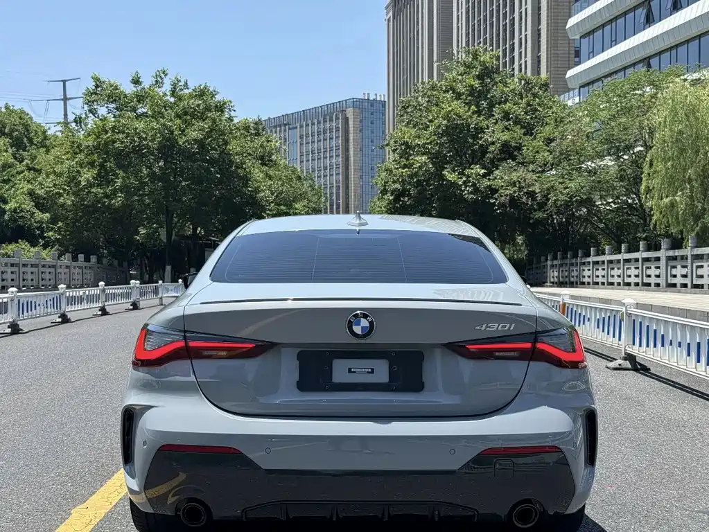 BMW 4 Series 2022 — фото 14