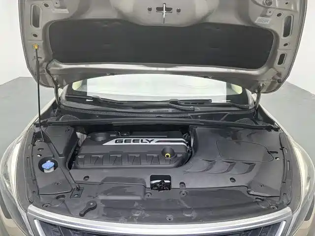 Geely Emgrand GS 2017 — фото 13