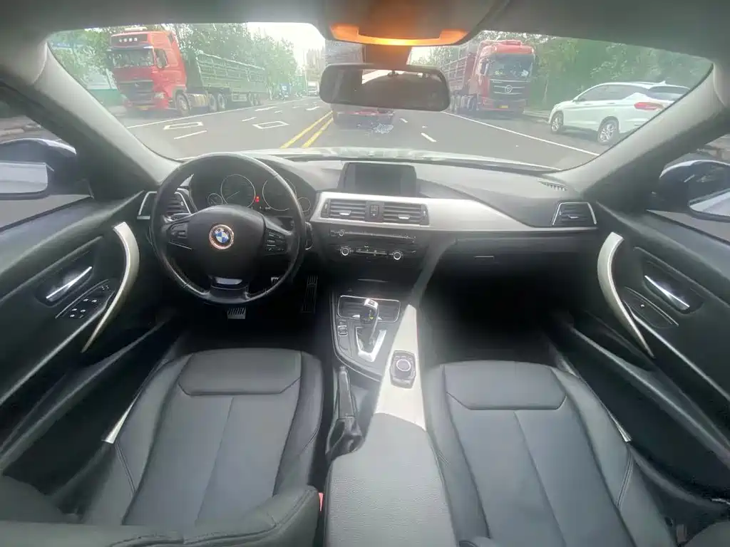 BMW 3 Series 2015 — фото 6