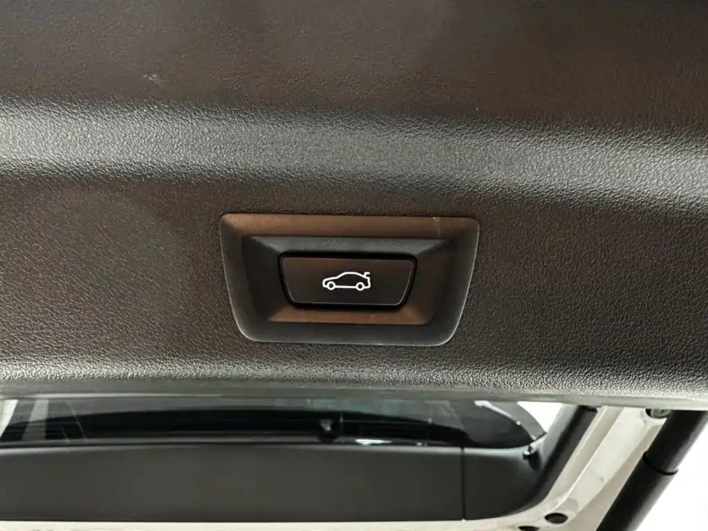 BMW X1 2023 — фото 17
