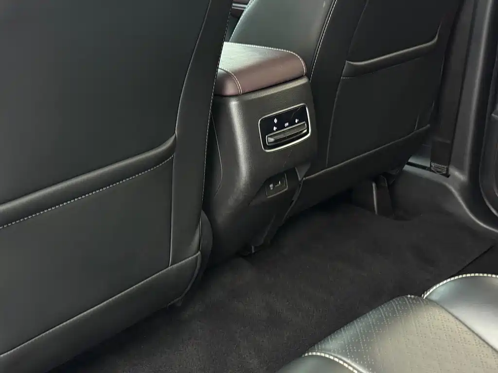 GAC Motor Trumpchi M6 2021 — фото 13