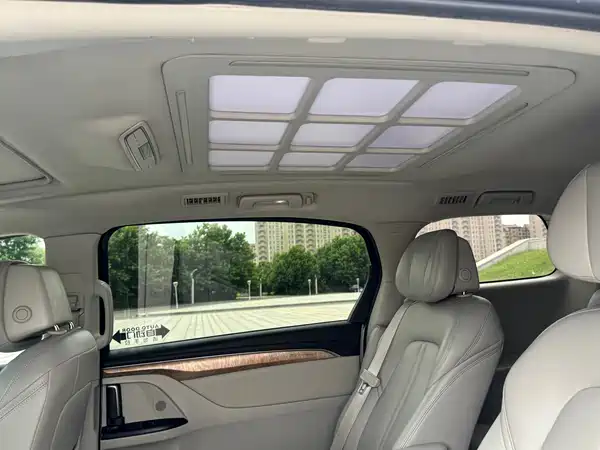 Buick GL8 2019