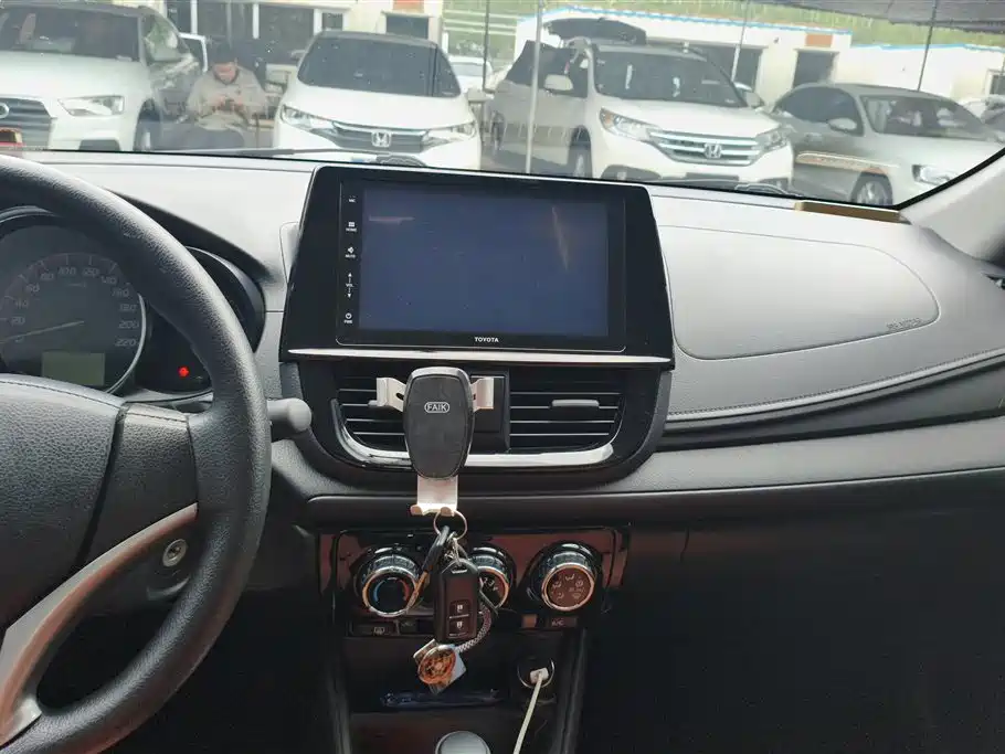 Toyota Vios FS 2022 — фото 13