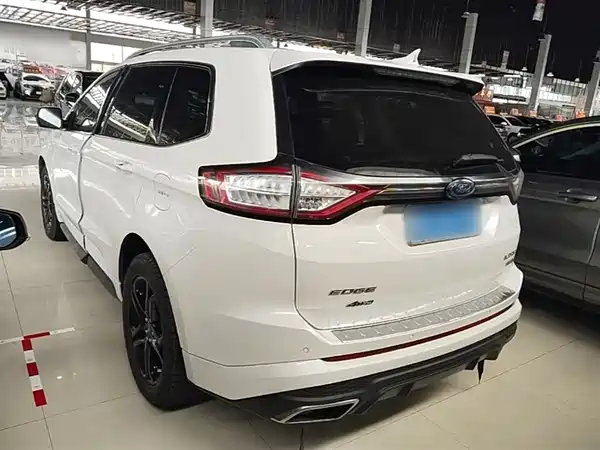 Ford Edge 2015