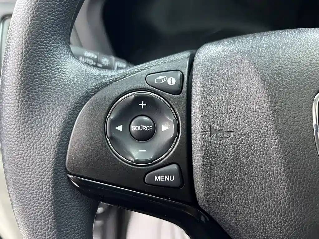 Honda Vezel 2022 — фото 13