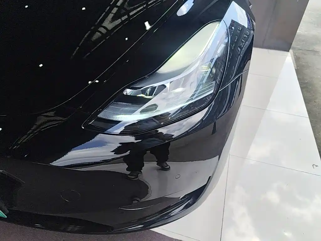 Tesla Model Y 2023 — фото 24