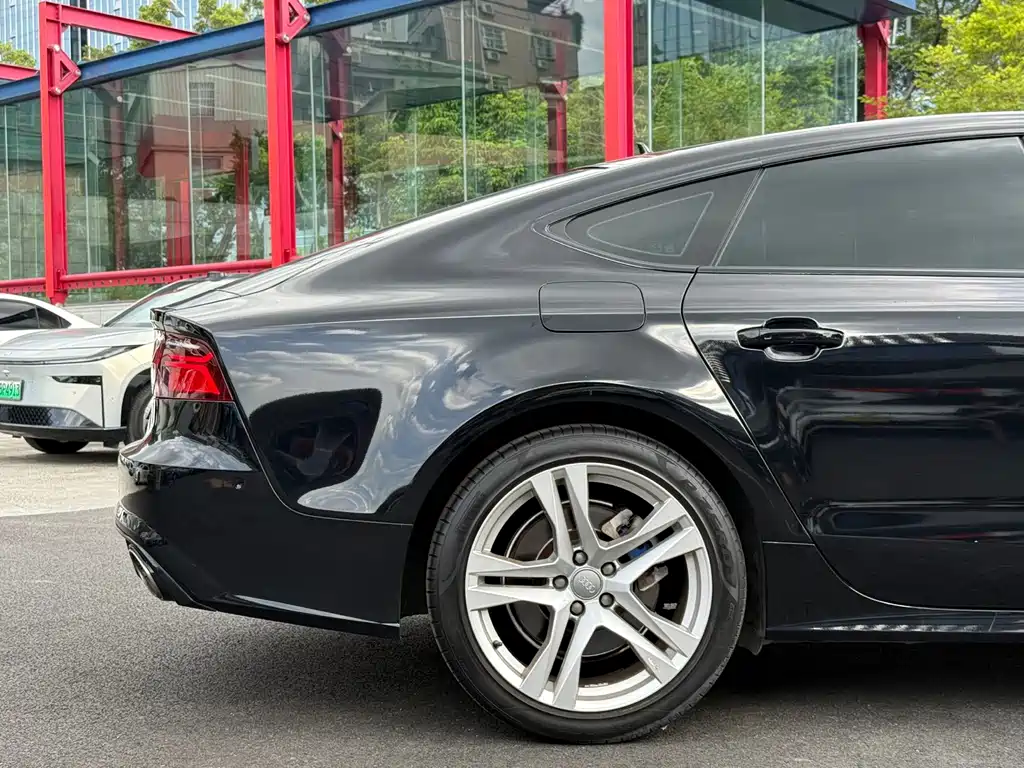 Audi A7 2017 — фото 8