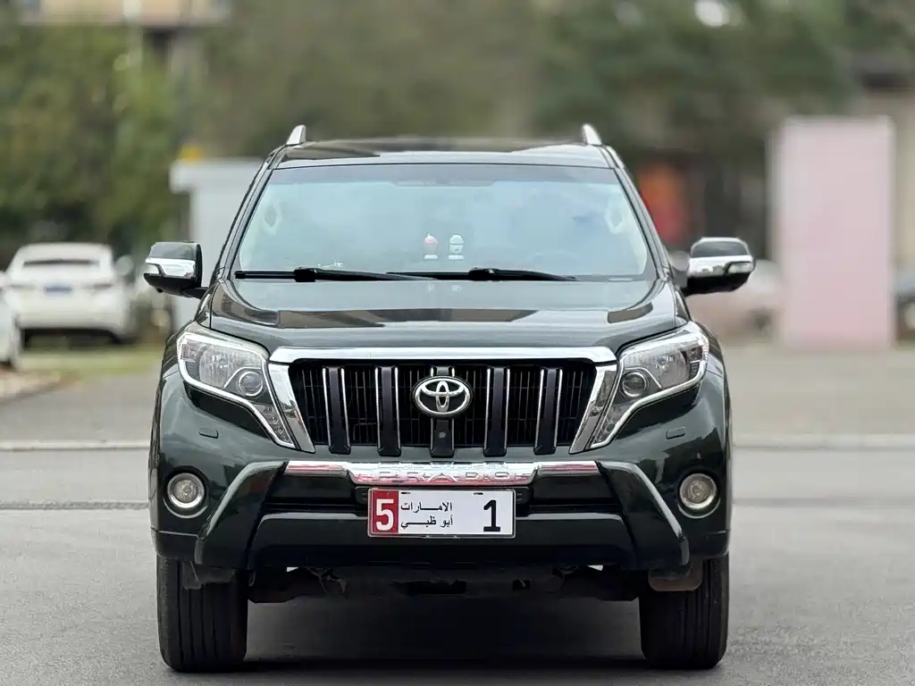 Toyota Prado 2015 — фото 2