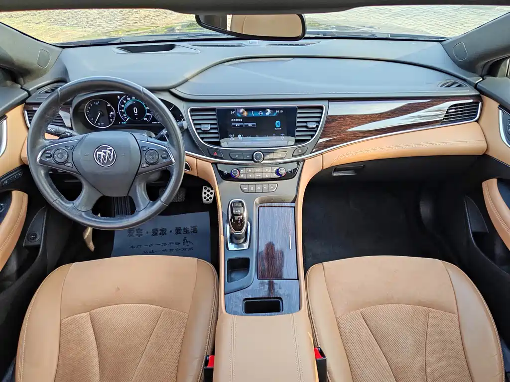 Buick LaCrosse 2017 — фото 9