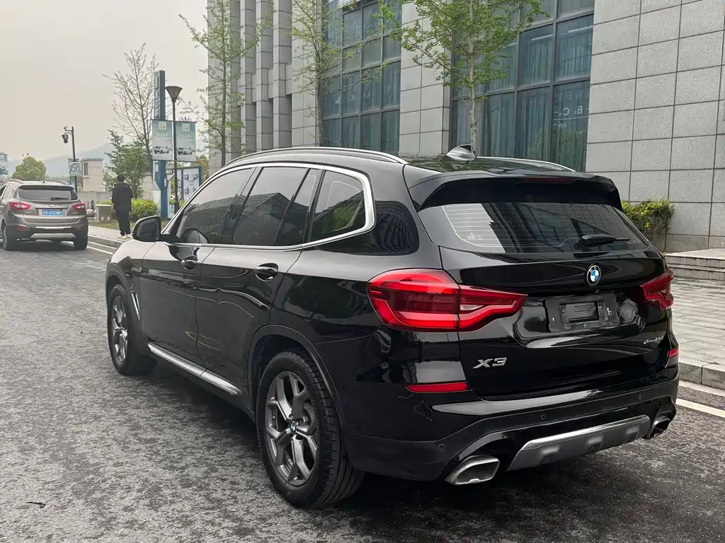 BMW X3 2020 — фото 11