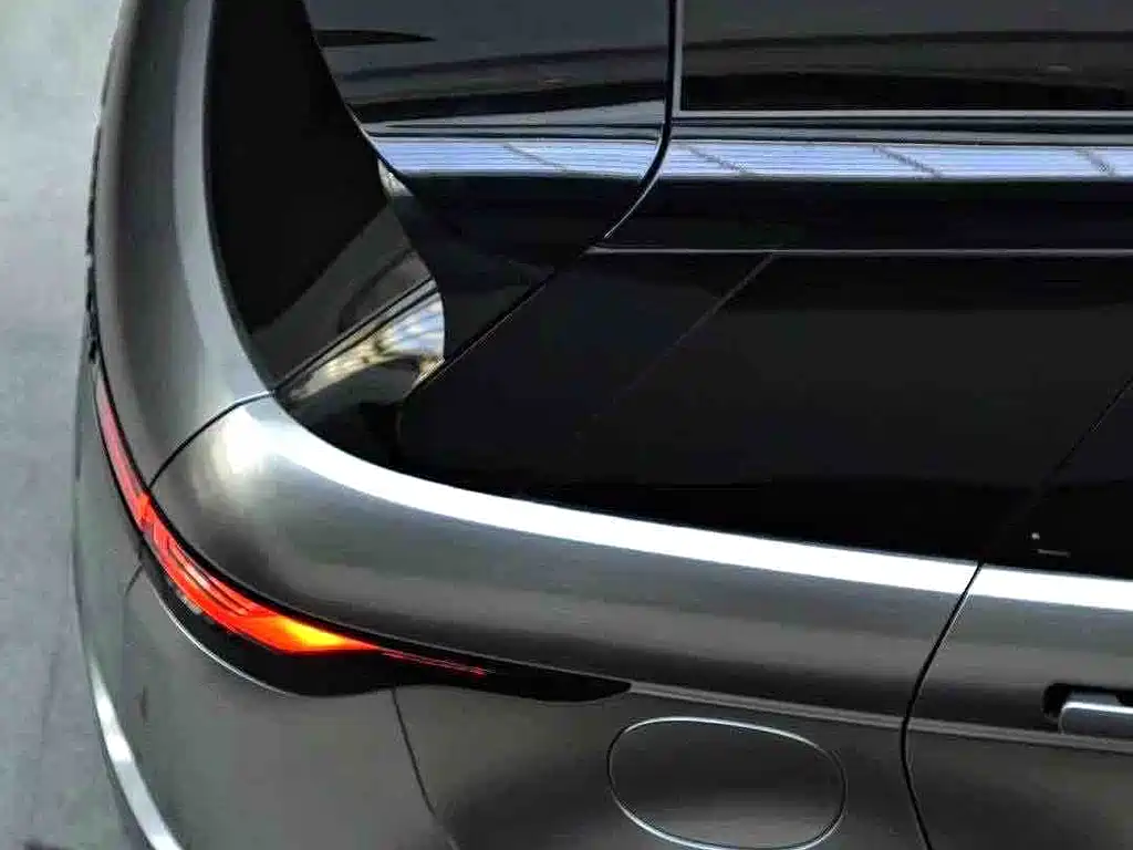 Land Rover Evoque 2021 — фото 11