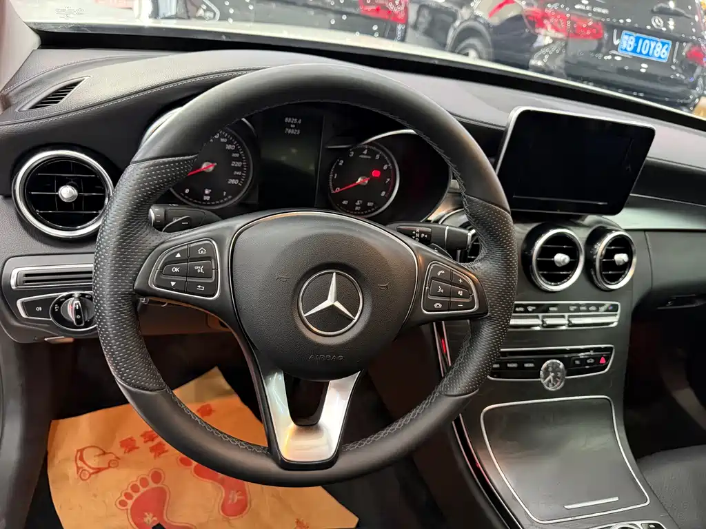 Mercedes-Benz C-Class 2016 — фото 11