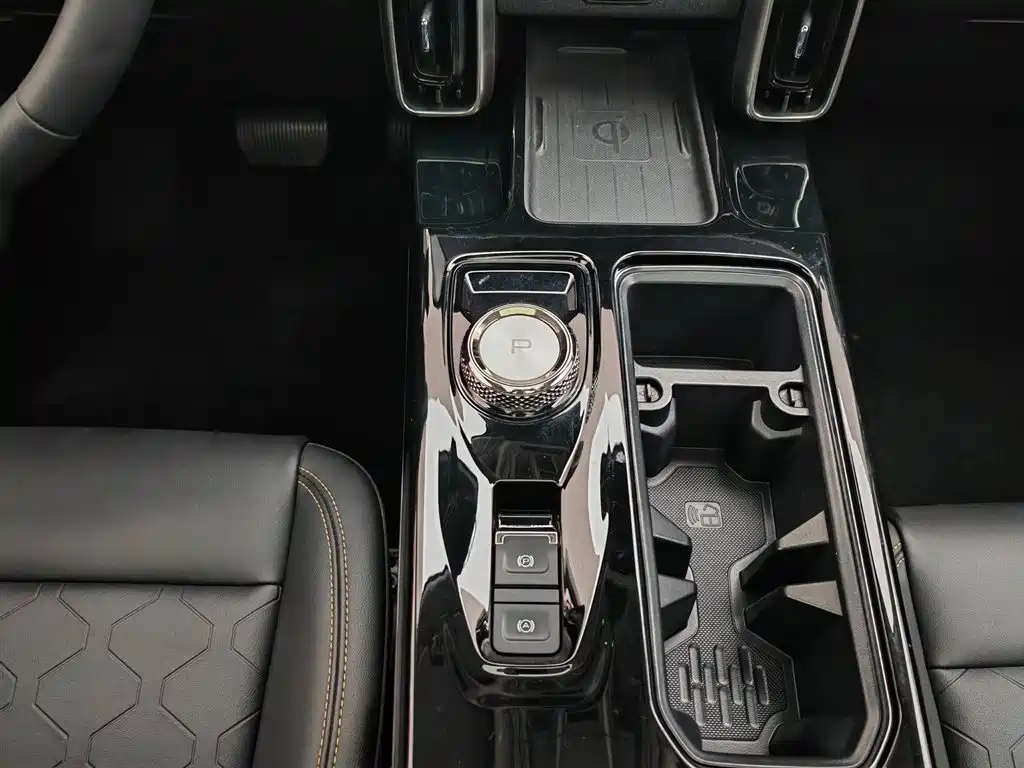 Haval Big Dog 2023 — фото 13