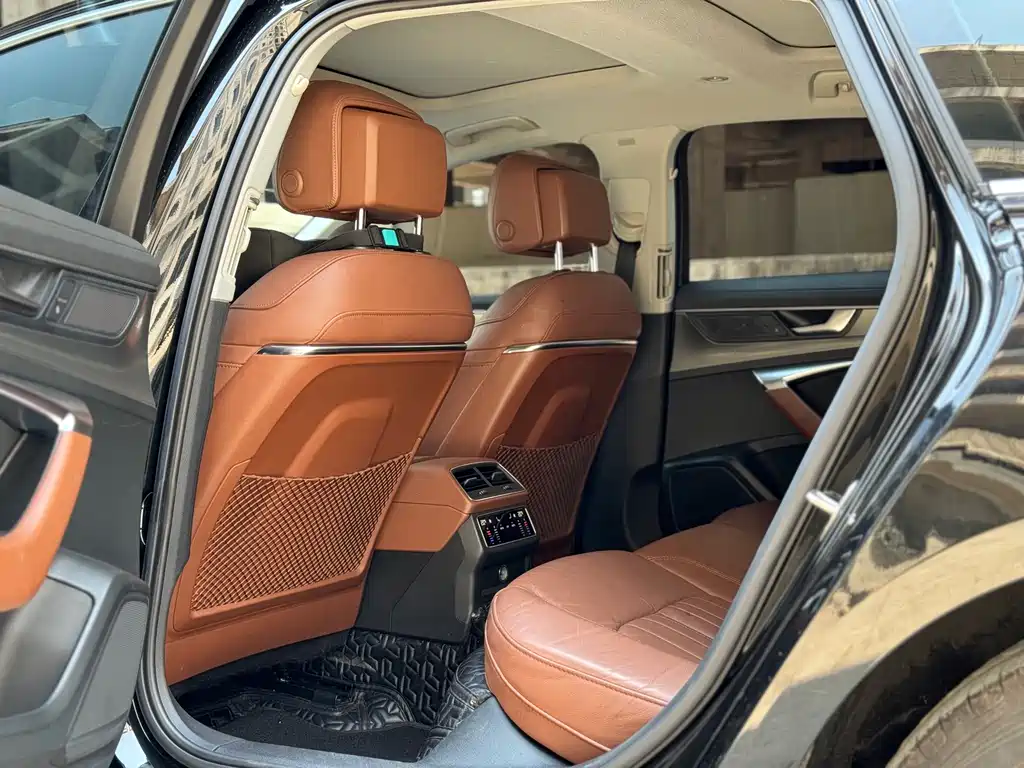 Audi A6L 2021