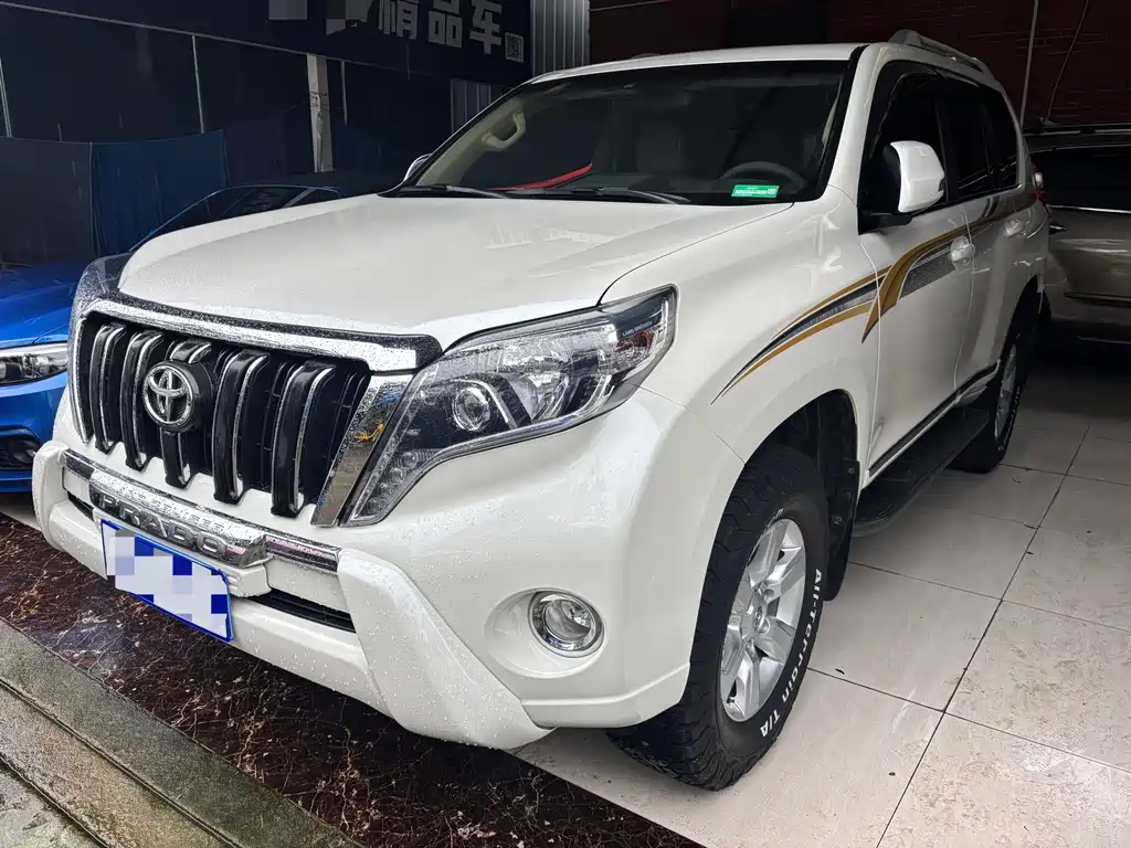 Toyota Prado 2014 — фото 1