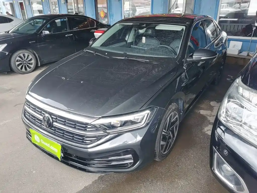 Volkswagen Sagitar 2023