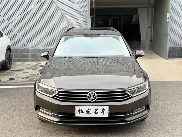 Volkswagen Viloran 2016